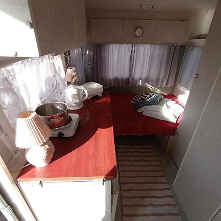 Ferienwohnung Przyczepa Niewiadow Surf Wioska Jastarnia Exterior foto