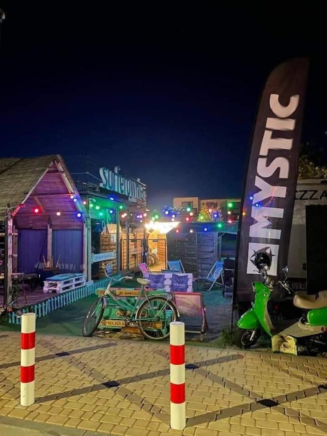 Ferienwohnung Przyczepa Niewiadow Surf Wioska Jastarnia Exterior foto