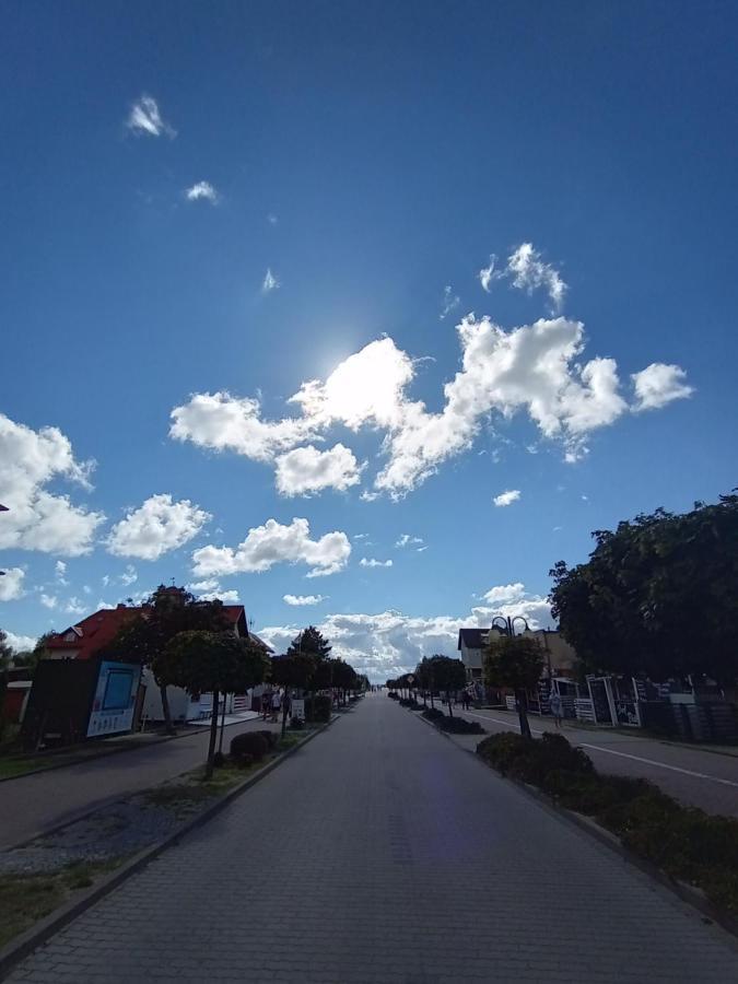 Ferienwohnung Przyczepa Niewiadow Surf Wioska Jastarnia Exterior foto
